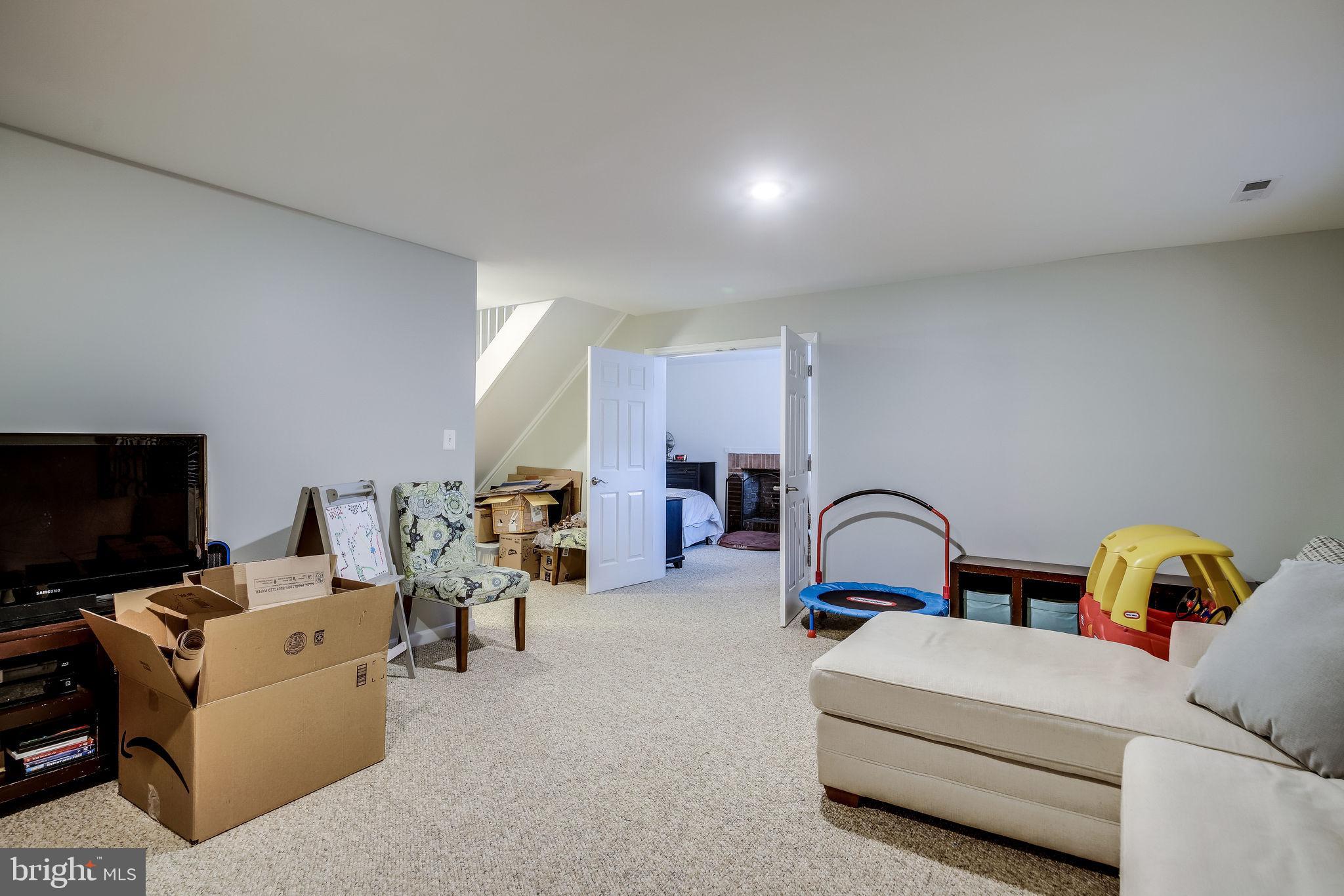 2052 Golf Course Drive Reston, VA 20191 - Photo 65 of 67
