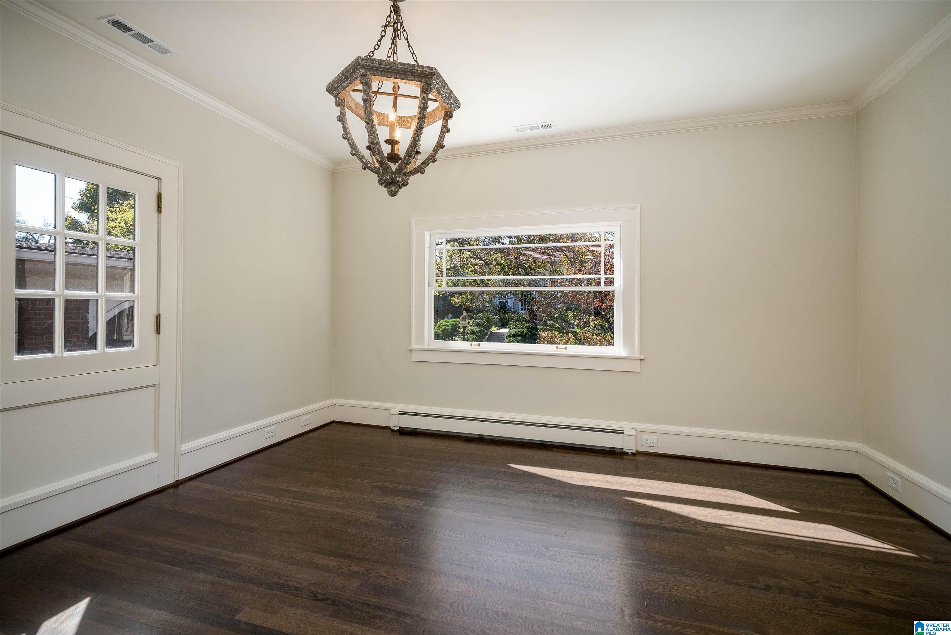 1011 Glen View Road Birmingham, AL 35222 - Photo 21 of 35