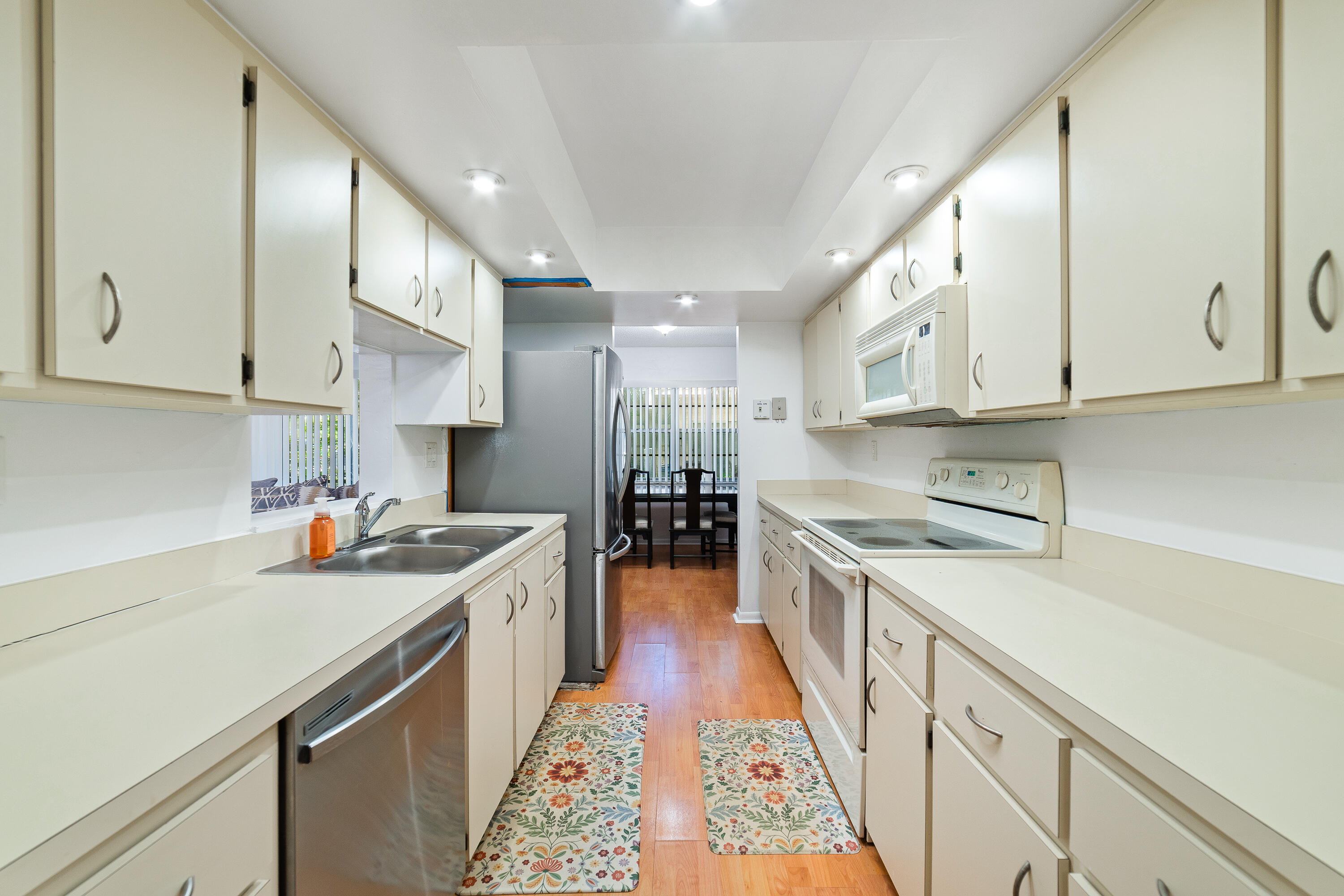 8968 West Sample Road, Unit 101 Coral Springs, FL 33065 - Photo 10 of 29 DSC08075