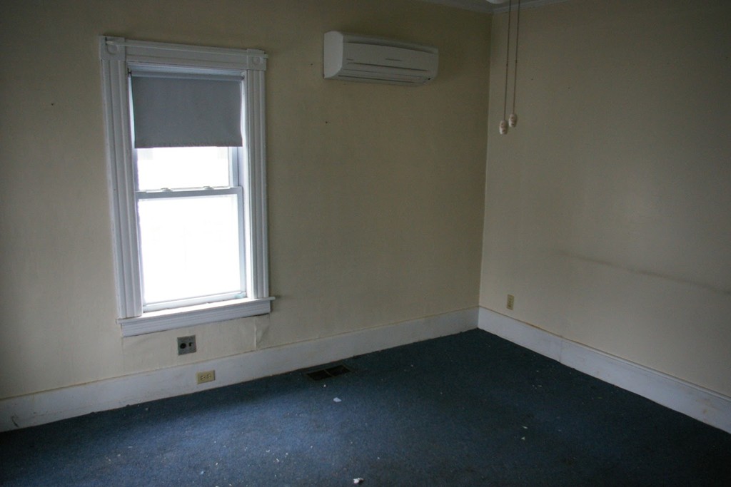 342 Main Street Springfield, MA 01151 - Photo 5 of 15