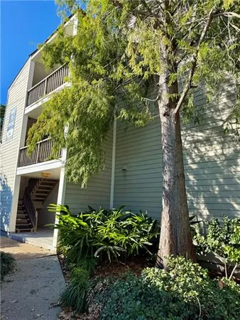 $875 | 2100 Pasadena Avenue, Unit 302, Metairie, LA 70001