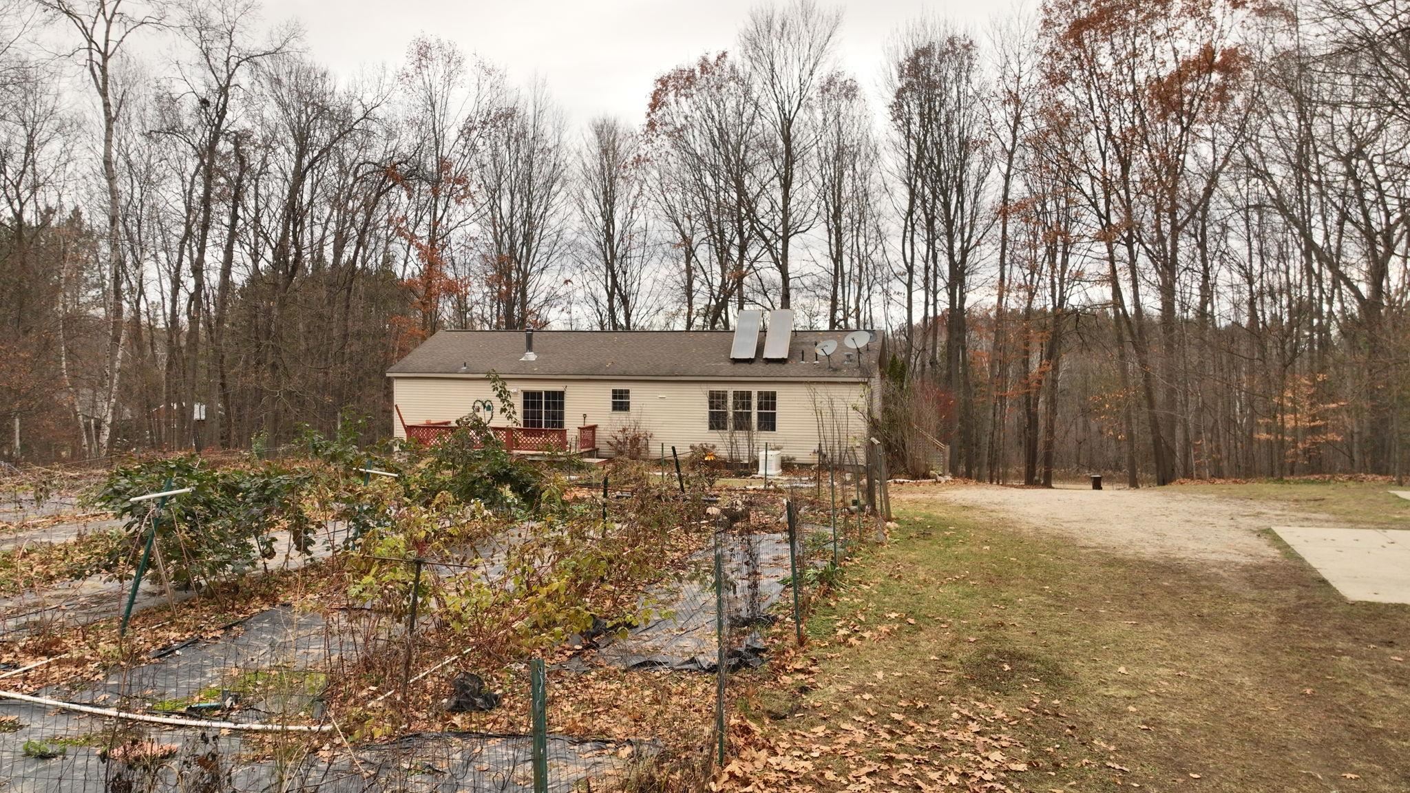 6524 Edgar Road Vestaburg, MI 48891 - Photo 37 of 49 1940669-082ad2d7-cda1-4b66-abc4-905576e0f9c0.JPG