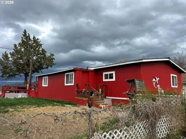 $300,000 | 8989 Forster Drive, Terrebonne, OR 97760