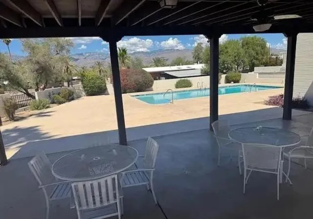 $264,700 | 8916 East Palms Park Drive, Tucson, AZ 85715