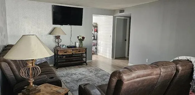 $264,700 | 8916 East Palms Park Drive, Tucson, AZ 85715