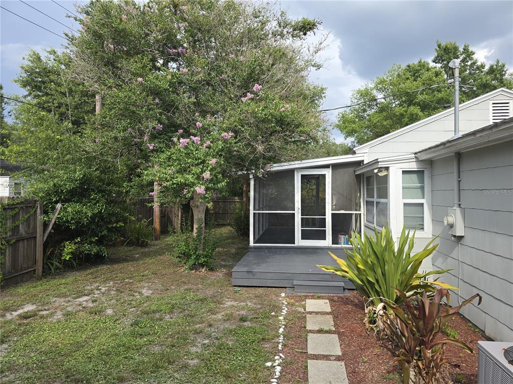 1001 West Beacon Avenue Tampa, FL 33603 - Photo 16 of 17