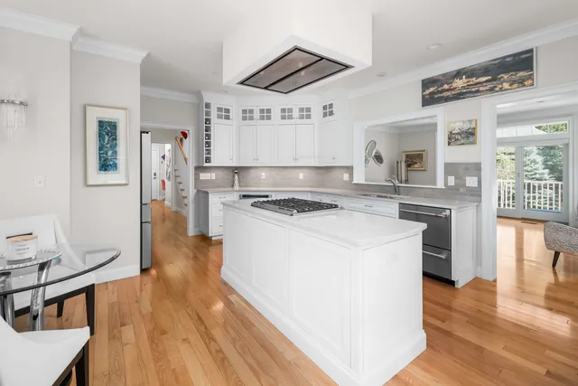 $4,200 | 100 Shepard's Cove Road, Unit B2, Kittery, ME 03904