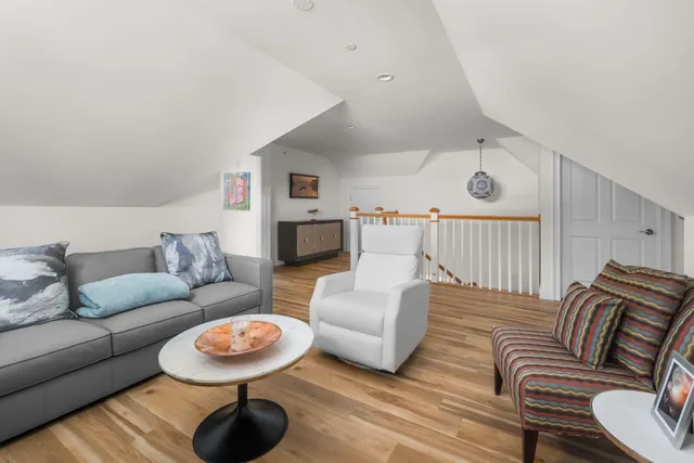 $4,200 | 100 Shepard's Cove Road, Unit B2, Kittery, ME 03904