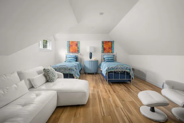 $4,200 | 100 Shepard's Cove Road, Unit B2, Kittery, ME 03904