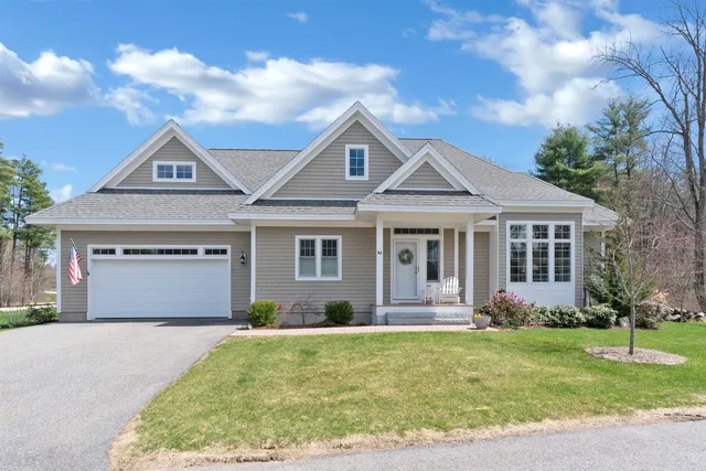 $4,200 | 100 Shepard's Cove Road, Unit B2, Kittery, ME 03904