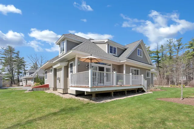 $4,200 | 100 Shepard's Cove Road, Unit B2, Kittery, ME 03904