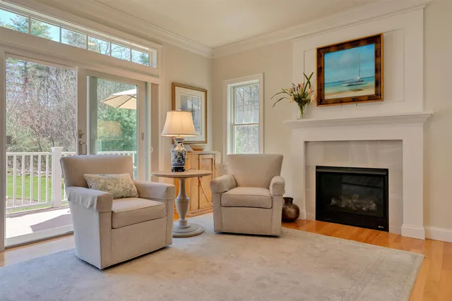 $4,200 | 100 Shepard's Cove Road, Unit B2, Kittery, ME 03904