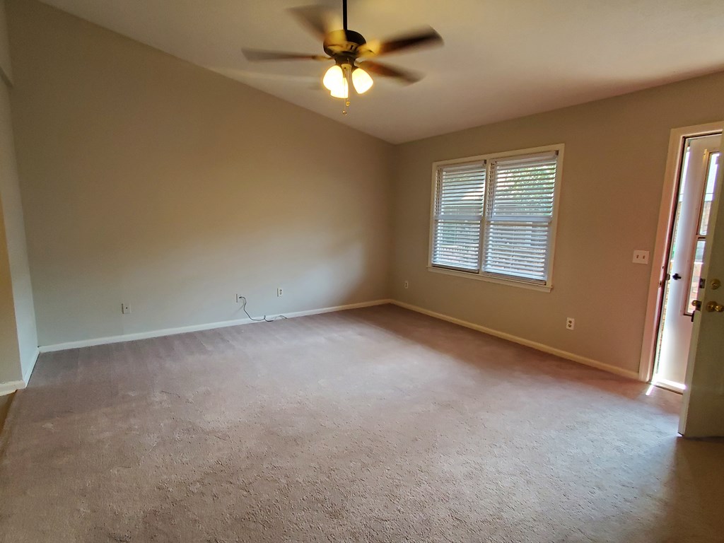 6317 Milgen Road Columbus, GA 31907 - Photo 2 of 29 Living Area view 1