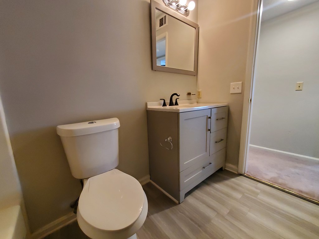6317 Milgen Road Columbus, GA 31907 - Photo 26 of 29 Hall Bath view 2