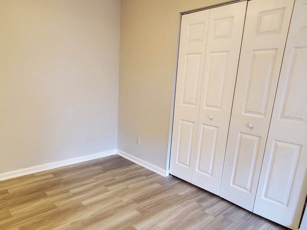 6317 Milgen Road Columbus, GA 31907 - Photo 7 of 29 Laundry Area view 2