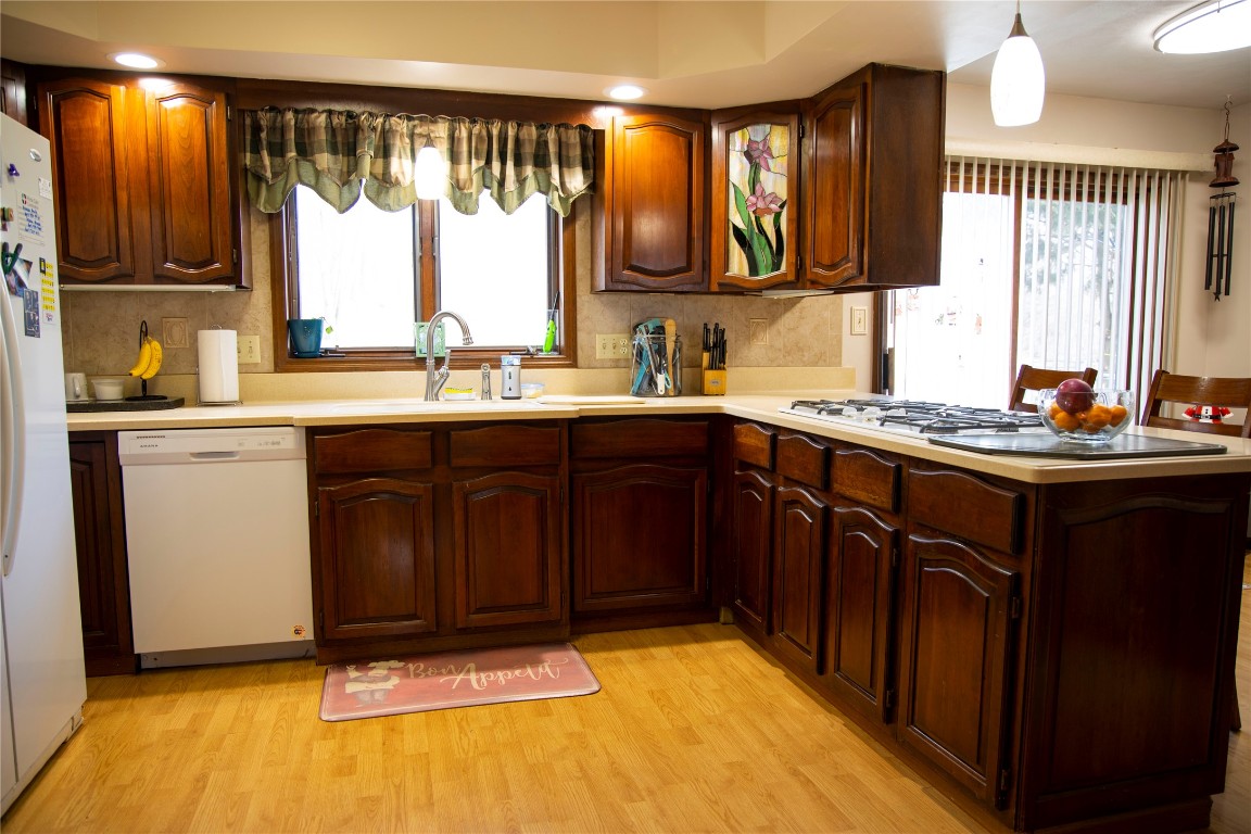 64 Coventry Road Endicott, NY 13760 - Photo 9 of 42 Gallery Image 9