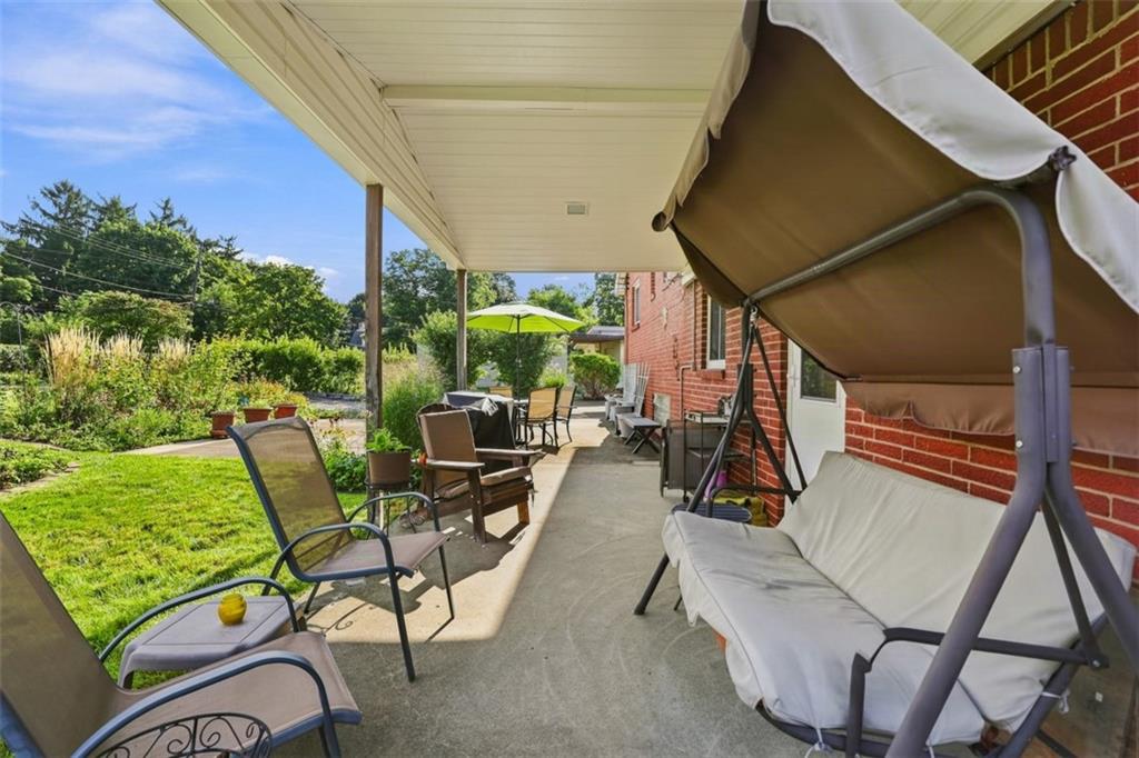 714 Wible Run Road Pittsburgh, PA 15209 - Photo 41 of 46 Backyard Patio