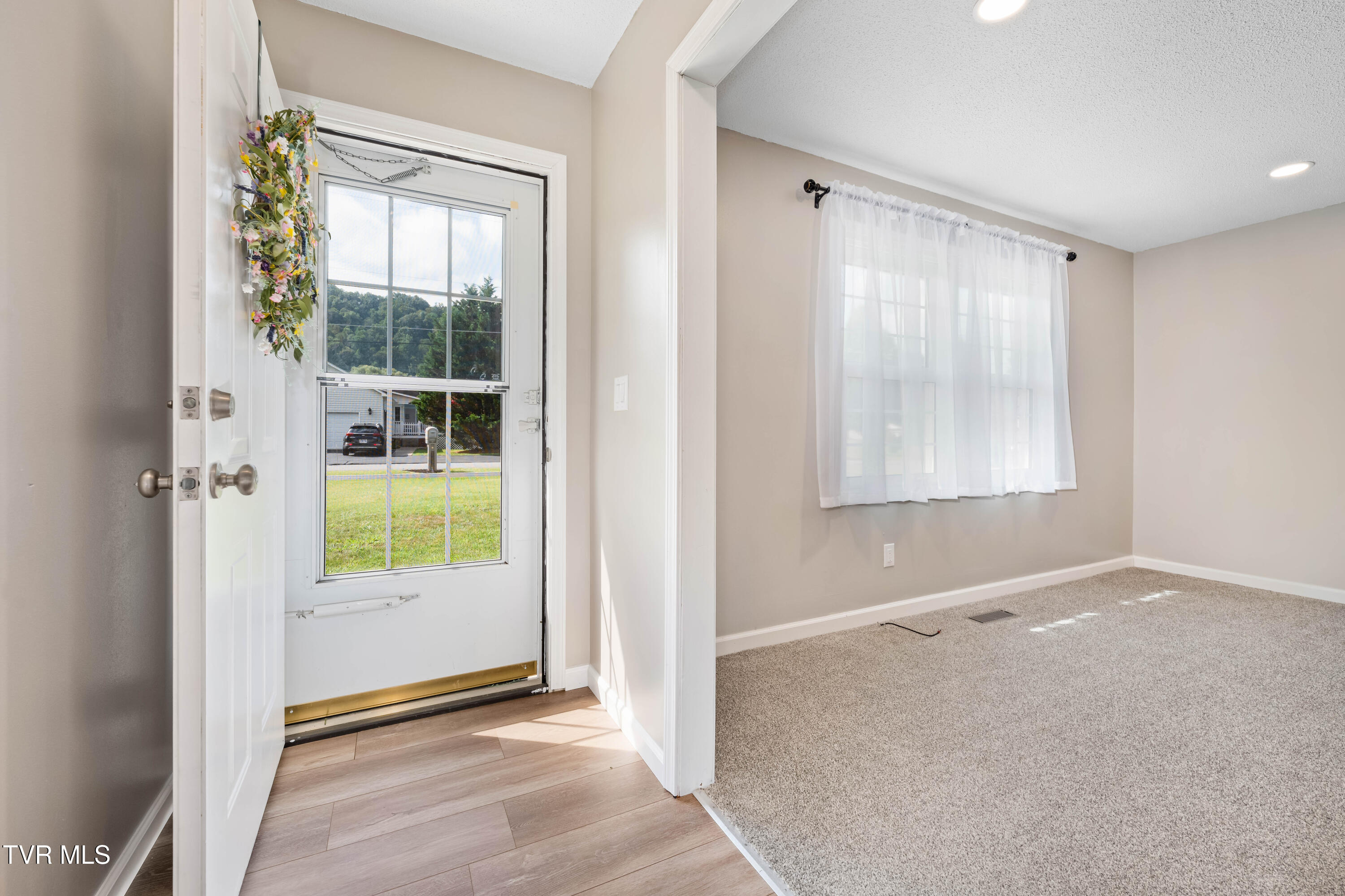 247 Price Road Elizabethton, TN 37643 - Photo 3 of 55 247 Price Road (34 of 59)