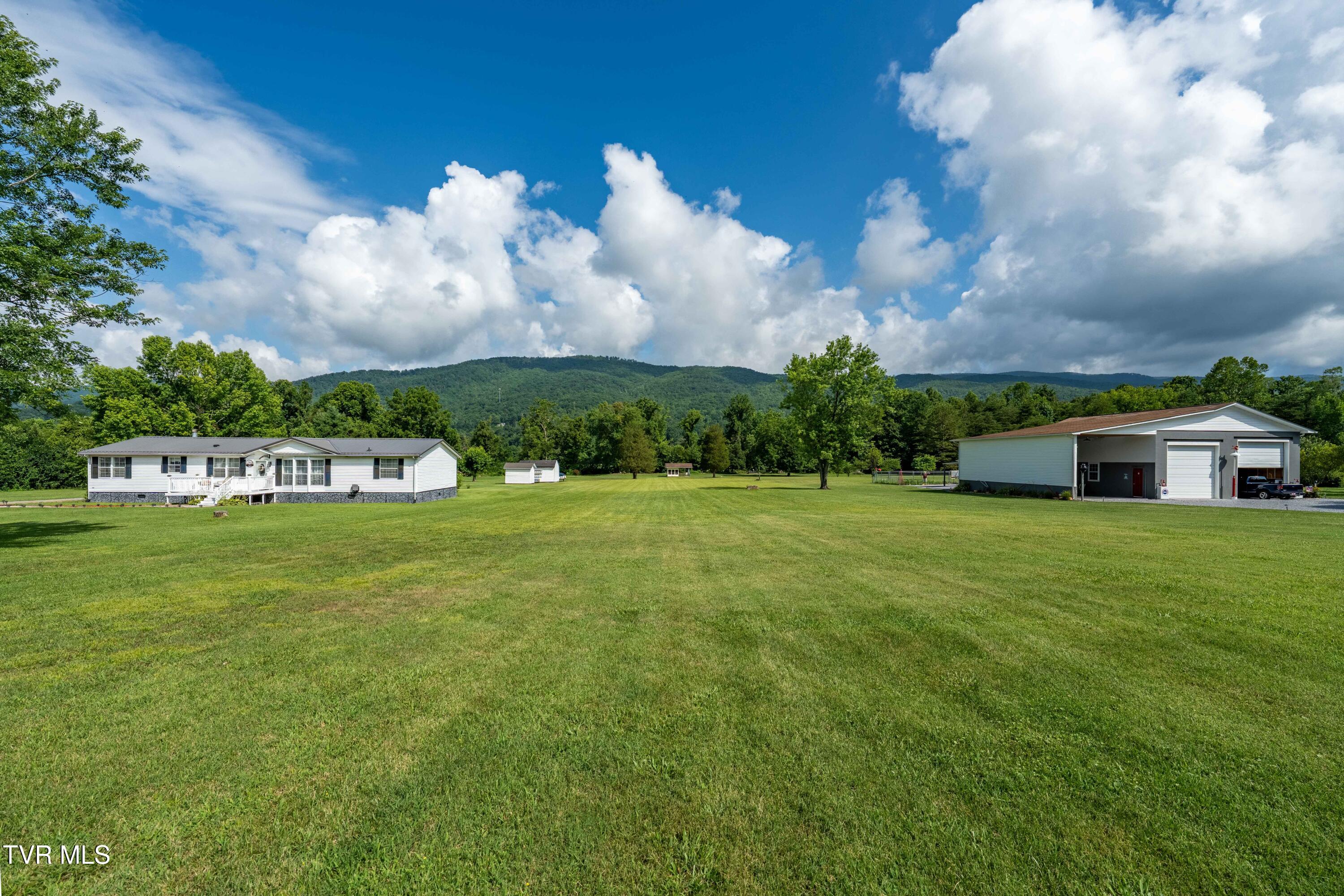 247 Price Road Elizabethton, TN 37643 - Photo 40 of 55 247 Price Road (18 of 59)