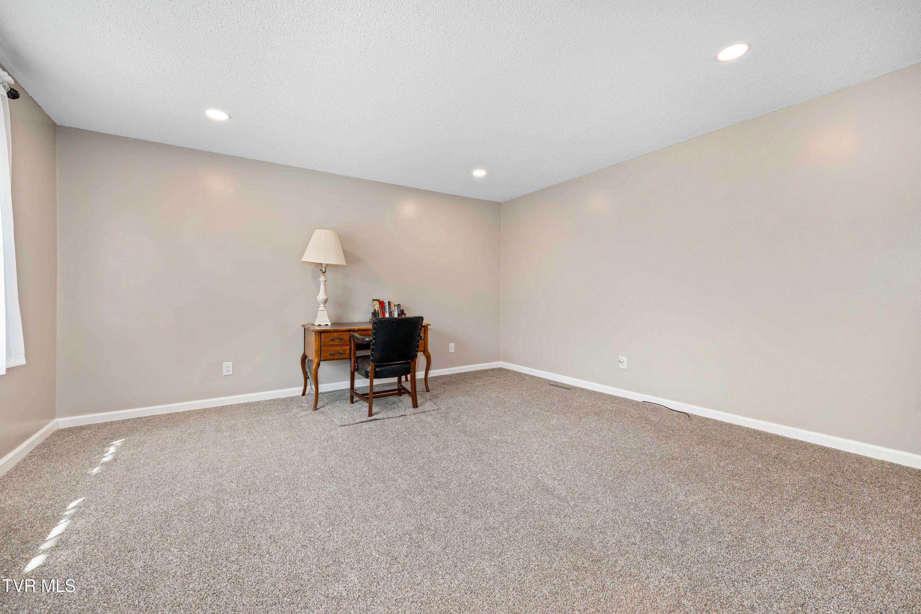 247 Price Road Elizabethton, TN 37643 - Photo 4 of 55 247 Price Road (35 of 59)