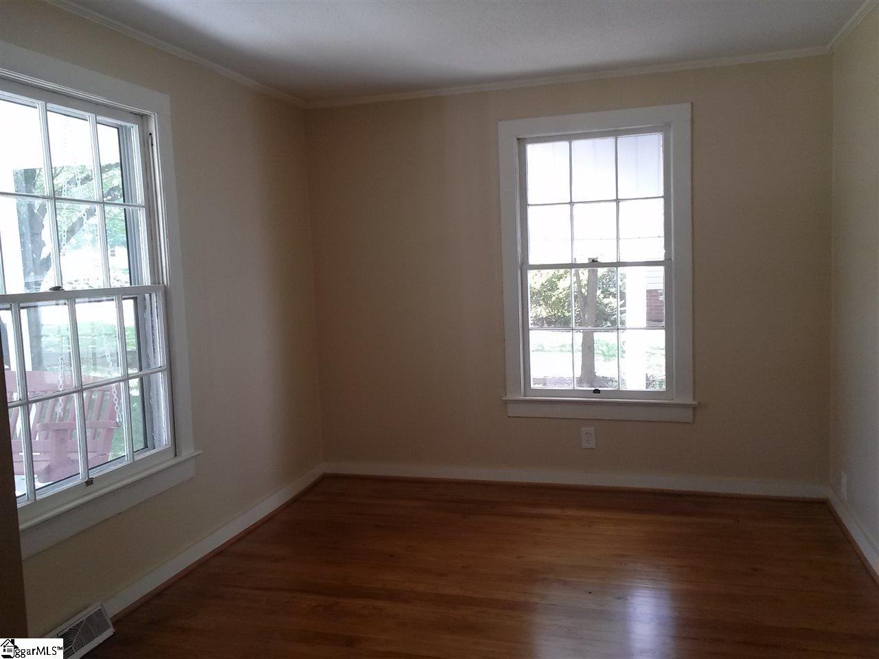321 Pine Street Greer, SC 29650 - Photo 11 of 14 Gallery Image 11