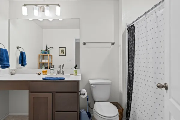 $2,300 | 6316 Carriage Pines Drive, Del Valle, TX 78617