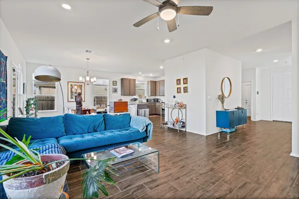 $2,300 | 6316 Carriage Pines Drive, Del Valle, TX 78617