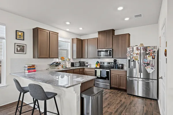 $2,300 | 6316 Carriage Pines Drive, Del Valle, TX 78617