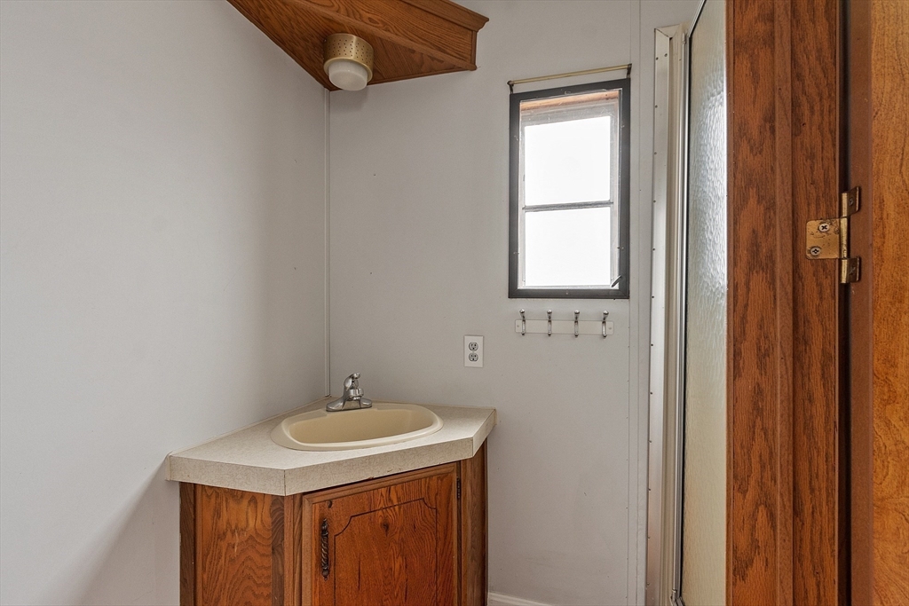 83 Clark Road, Unit 61 Shirley, MA 01464 - Photo 19 of 28 Gallery Image 19
