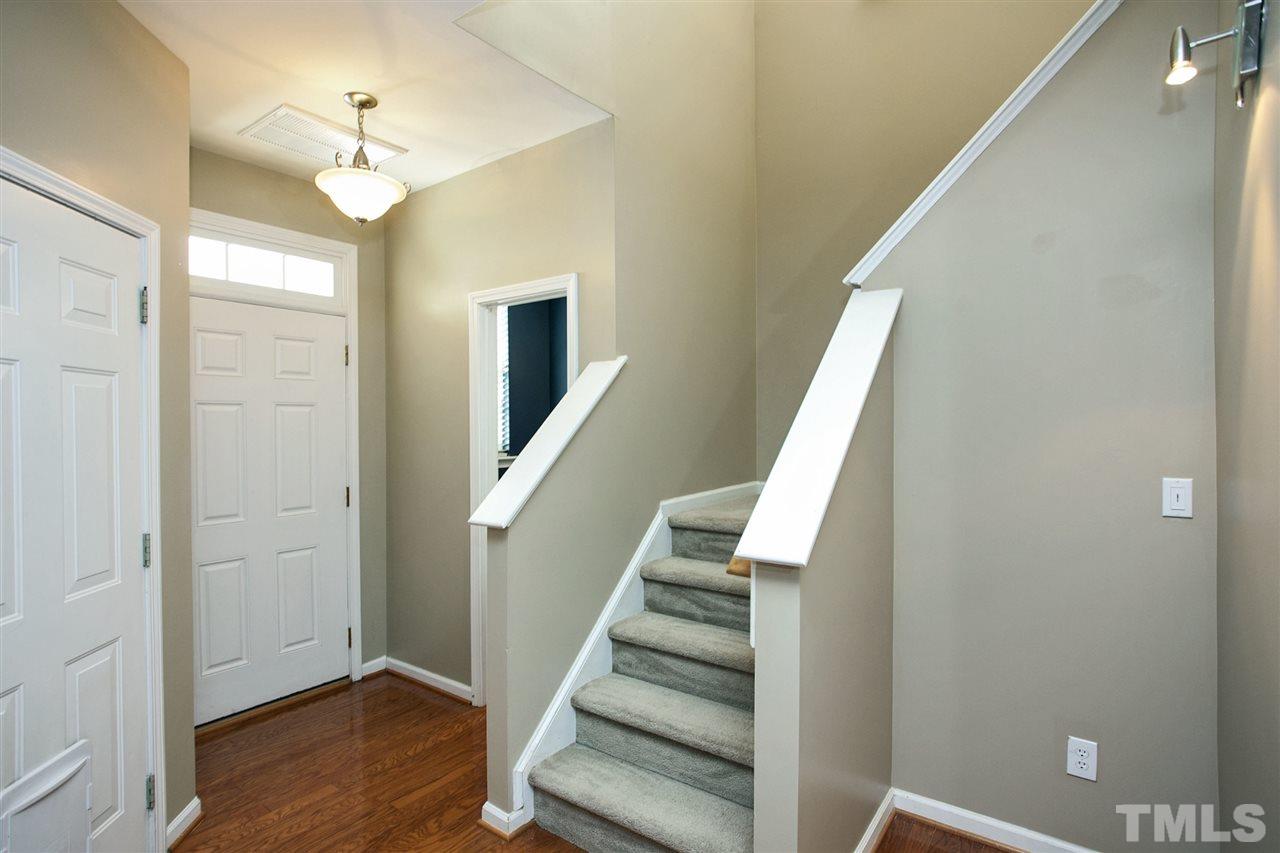 8241 Martello Lane Raleigh, NC 27613 - Photo 9 of 15