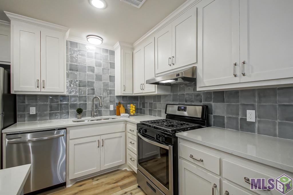 1430 Aster Street Baton Rouge, LA 70802 - Photo 2 of 22 Gallery Image 2