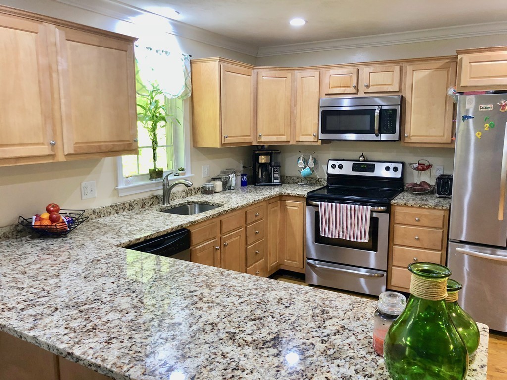 41 Overlook Road Holbrook, MA 02343 - Photo 9 of 29