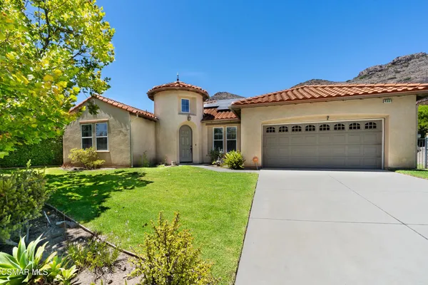 $1,749,000 | 4551 Via Mariano, Newbury Park, CA 91320
