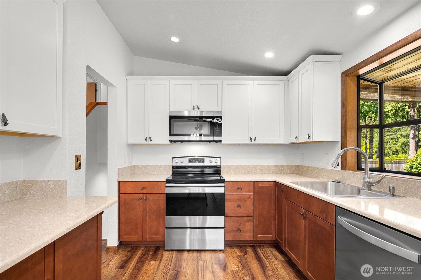 45332 Southeast Tanner Road North Bend, WA 98045 - Photo 9 of 24 Gallery Image 9