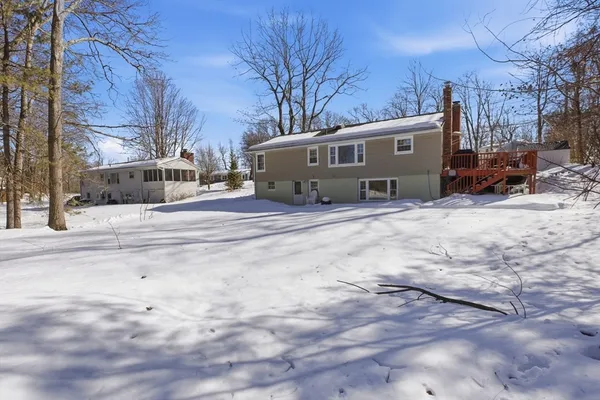 $540,000 | 30 Duxbury Drive, Holden, MA 01520