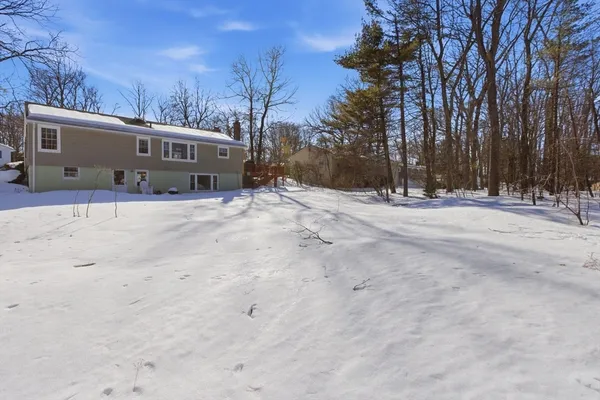 $540,000 | 30 Duxbury Drive, Holden, MA 01520