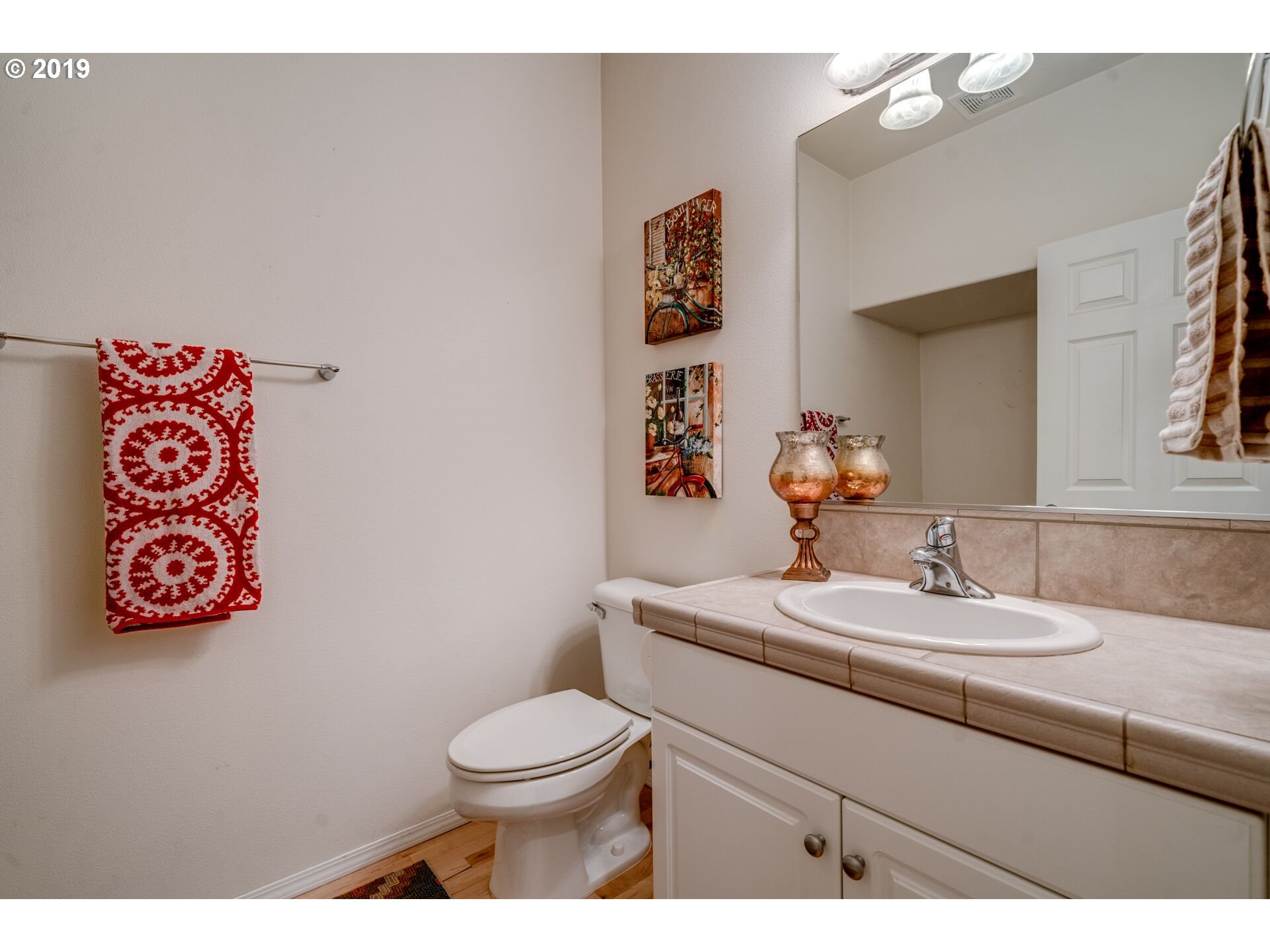14720 Southwest Grebe Lane Beaverton, OR 97007 - Photo 11 of 31 Bathroom