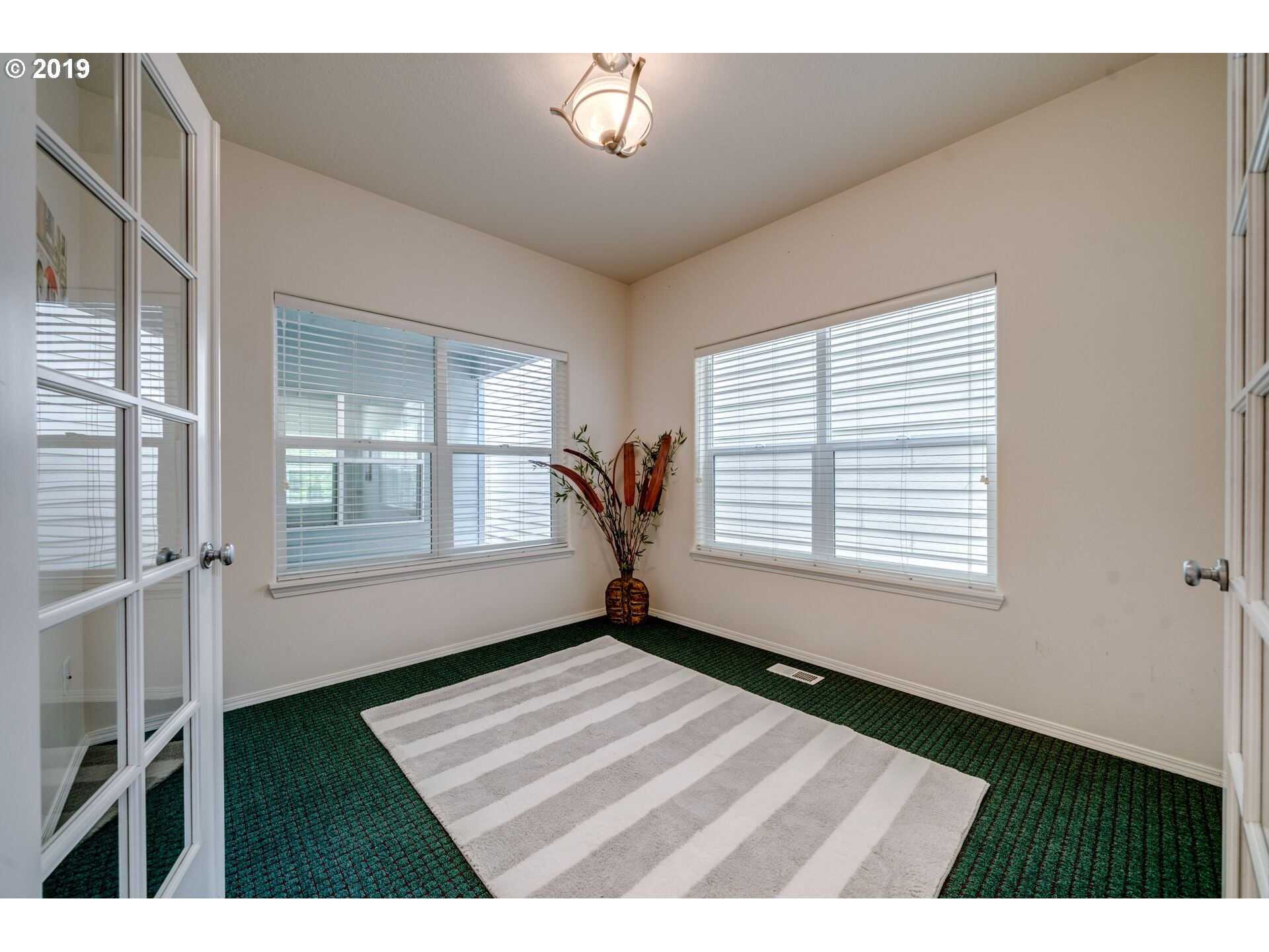 14720 Southwest Grebe Lane Beaverton, OR 97007 - Photo 26 of 31 Den/Office