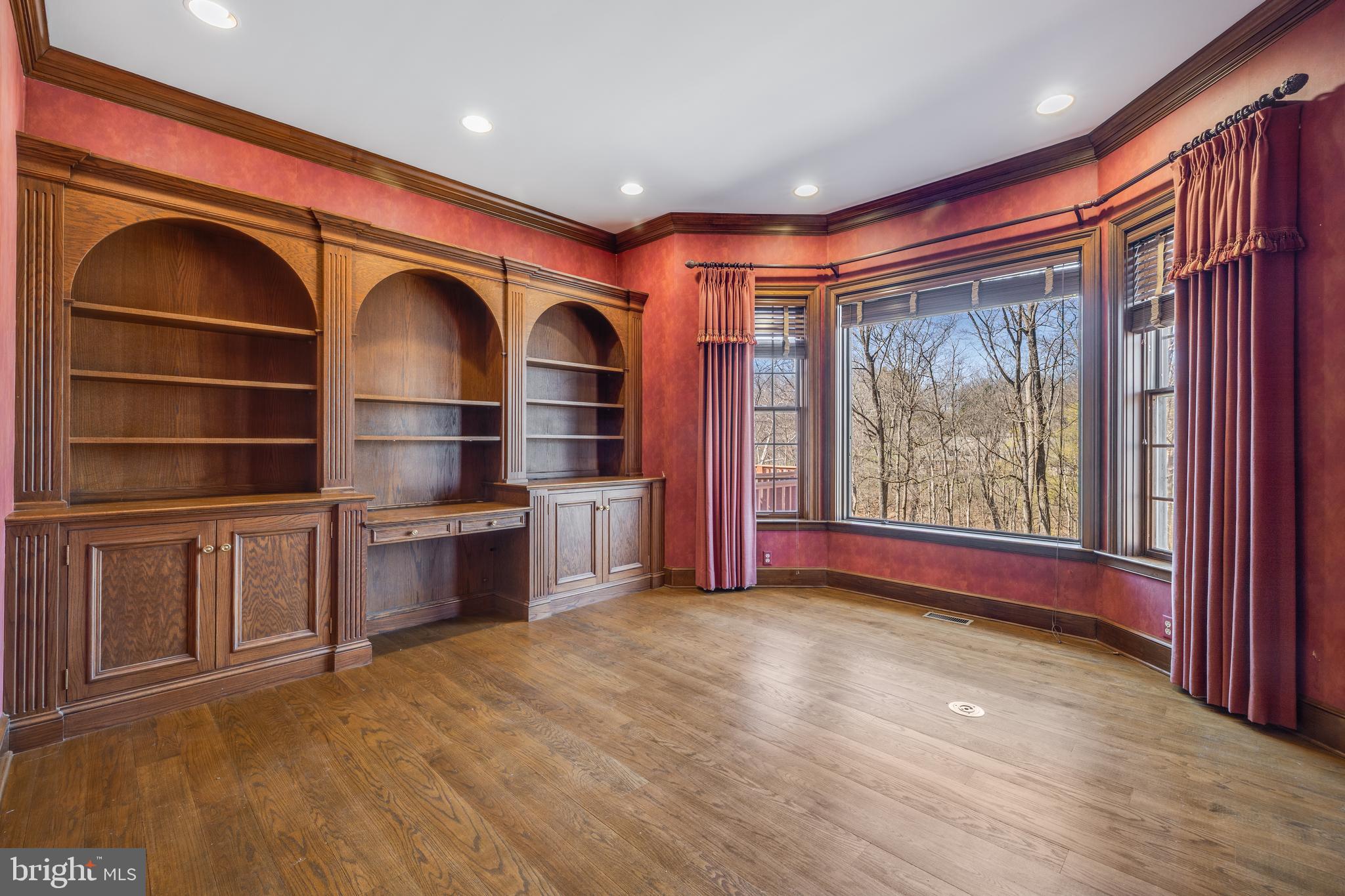 1821 Museum Road Wyomissing, PA 19610 - Photo 16 of 58