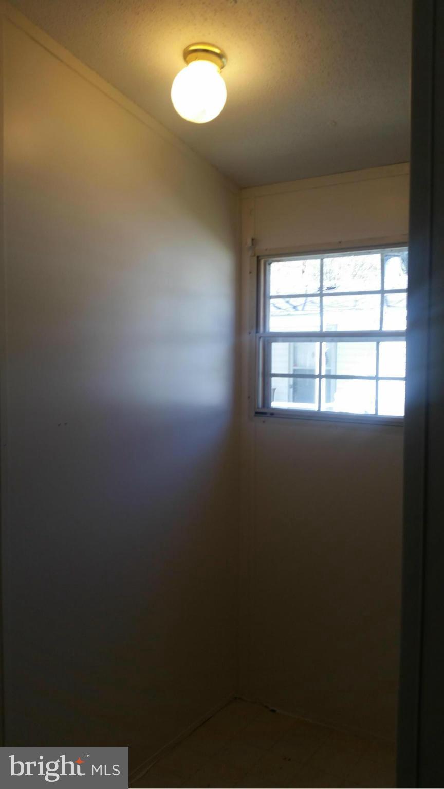 7810 Clark Road, Unit E28 Jessup, MD 20794 - Photo 17 of 22 Bath (Master)