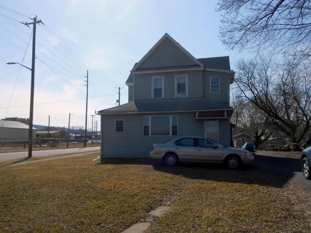 $199,000 | 306 Booth Avenue, Endicott, NY 13760