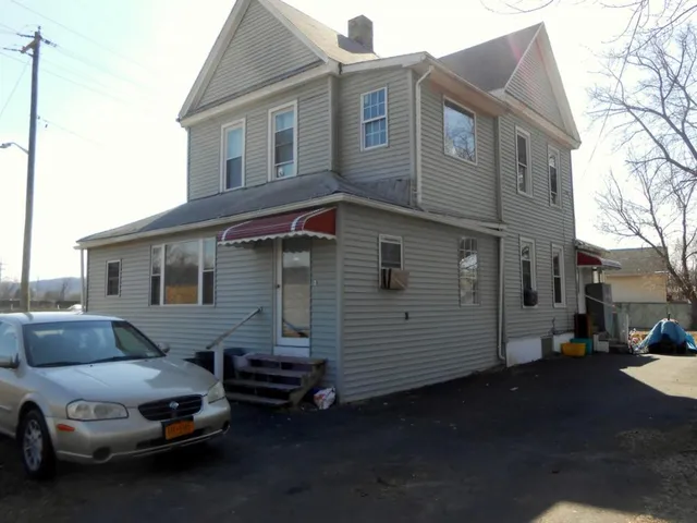 $199,000 | 306 Booth Avenue, Endicott, NY 13760