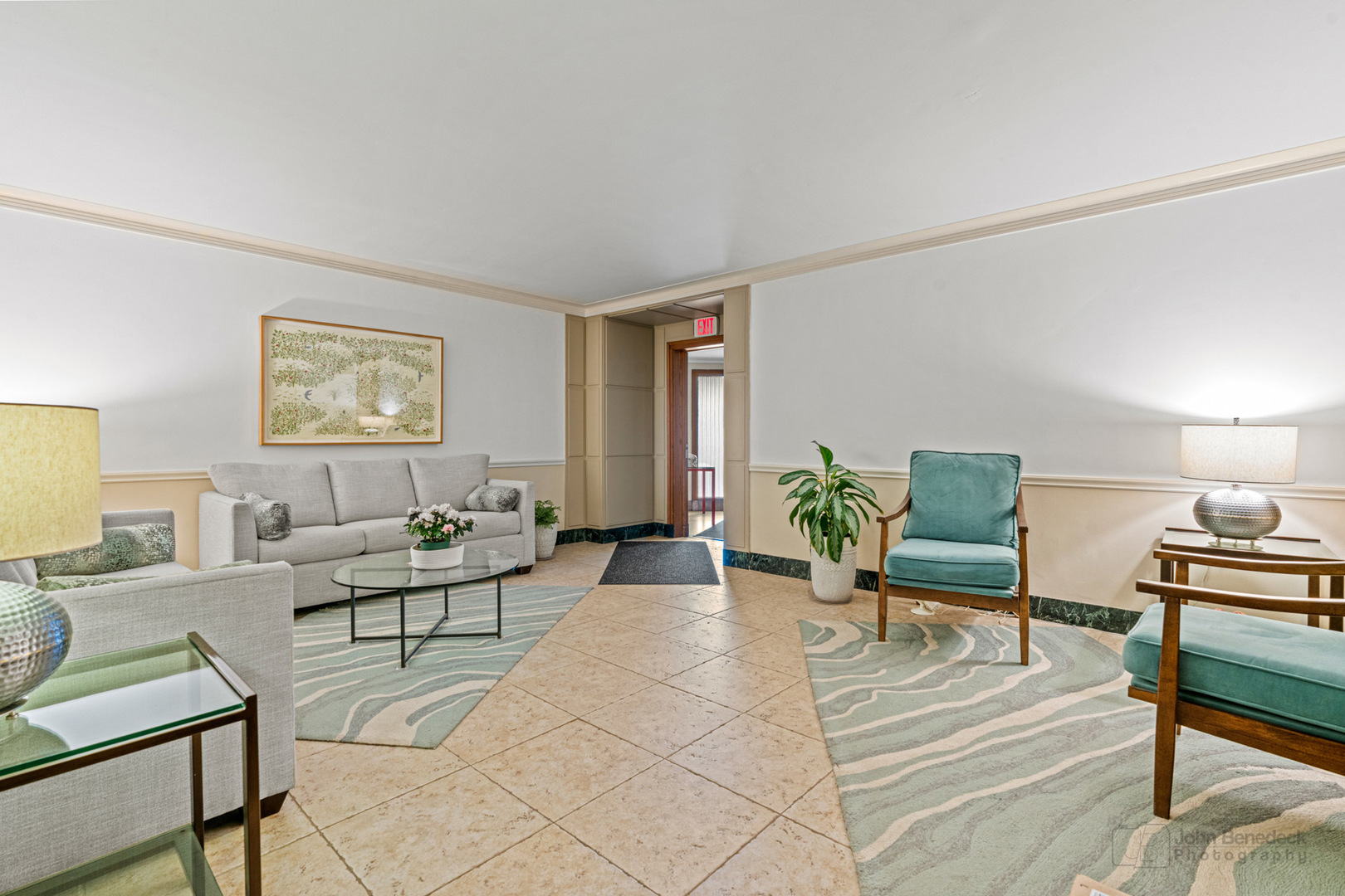 1585 Ridge Avenue, Unit 601 Evanston, IL 60201 - Photo 2 of 15 Gallery Image 2