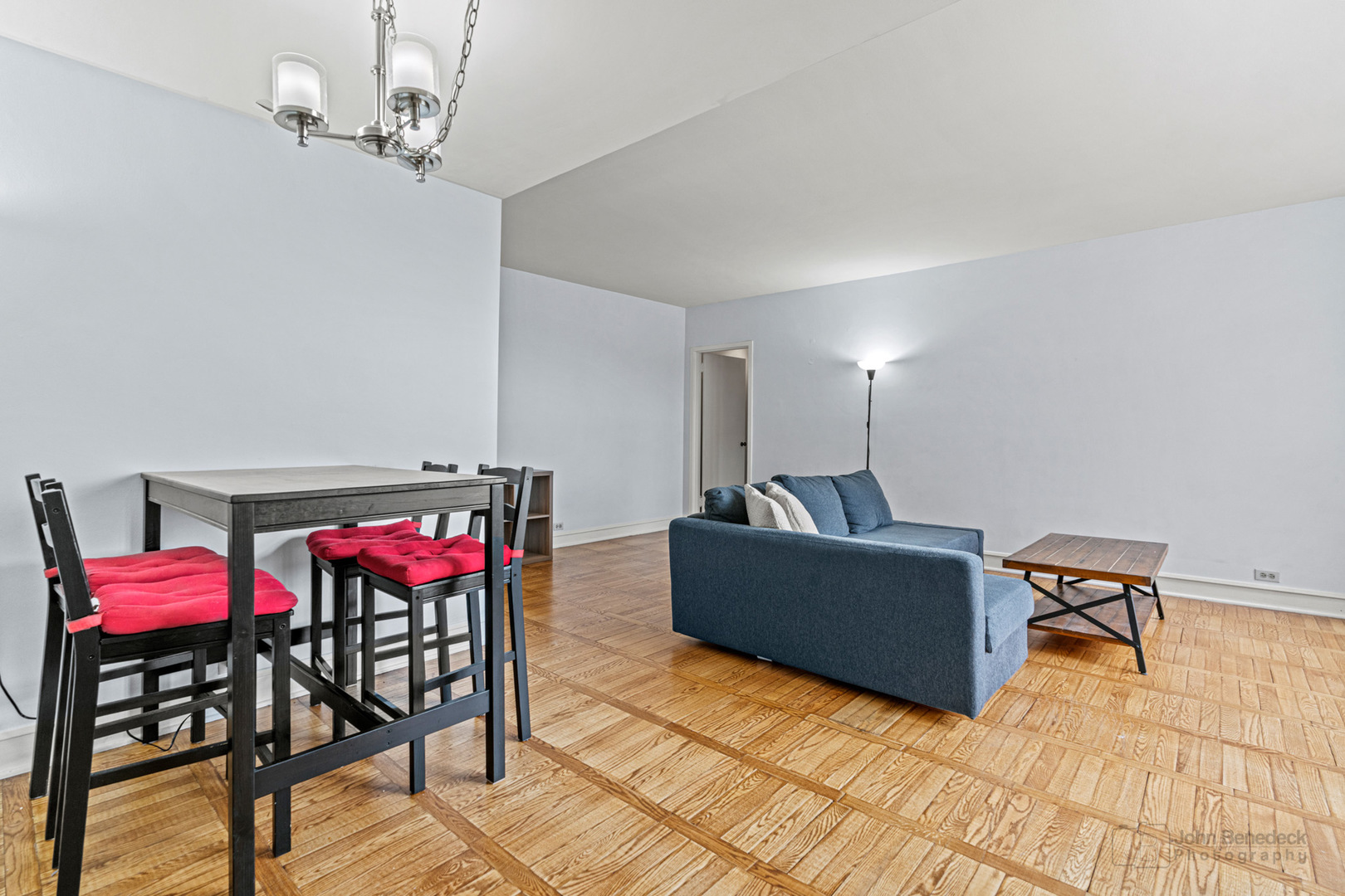 1585 Ridge Avenue, Unit 601 Evanston, IL 60201 - Photo 4 of 15 Gallery Image 4