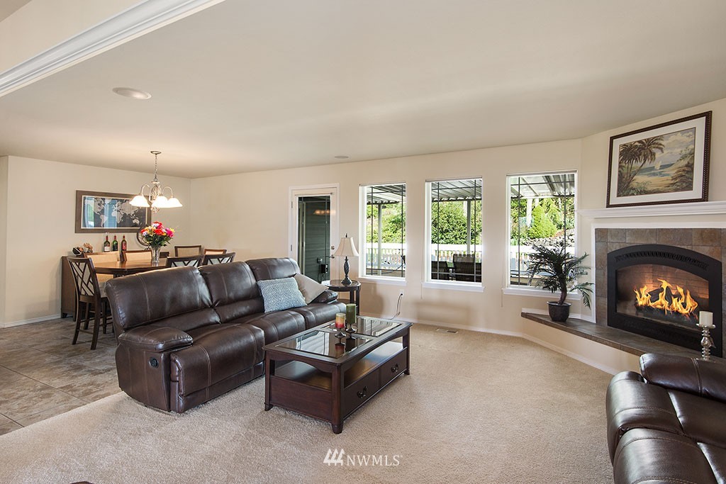 4868 East Collins Road Port Orchard, WA 98366 - Photo 11 of 25 Gallery Image 11
