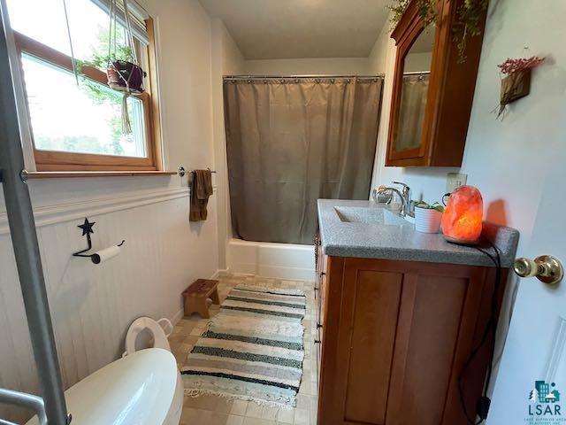 65073 Charles Johnson Road Ashland, WI 54806 - Photo 12 of 27 Full bathroom on the main floor.