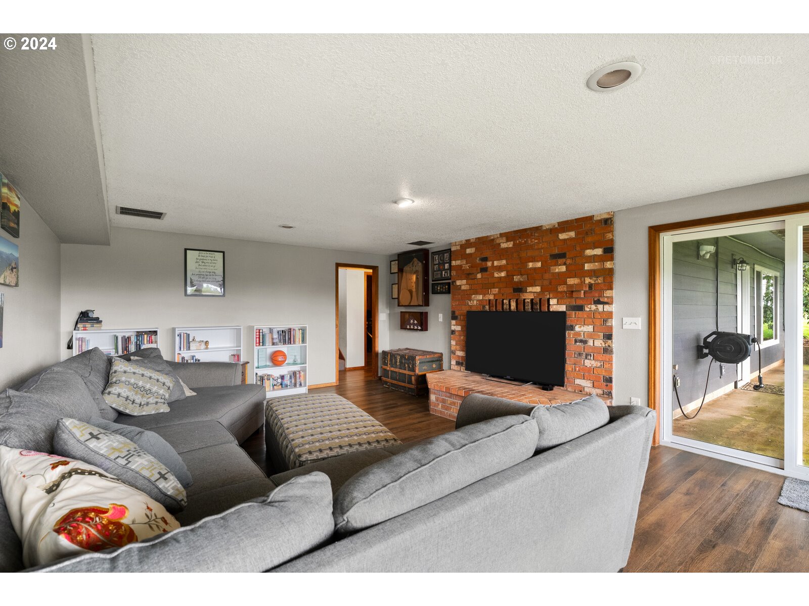 27025 Southwest Ladd Hill Road Sherwood, OR 97140 - Photo 22 of 48 Gallery Image 22