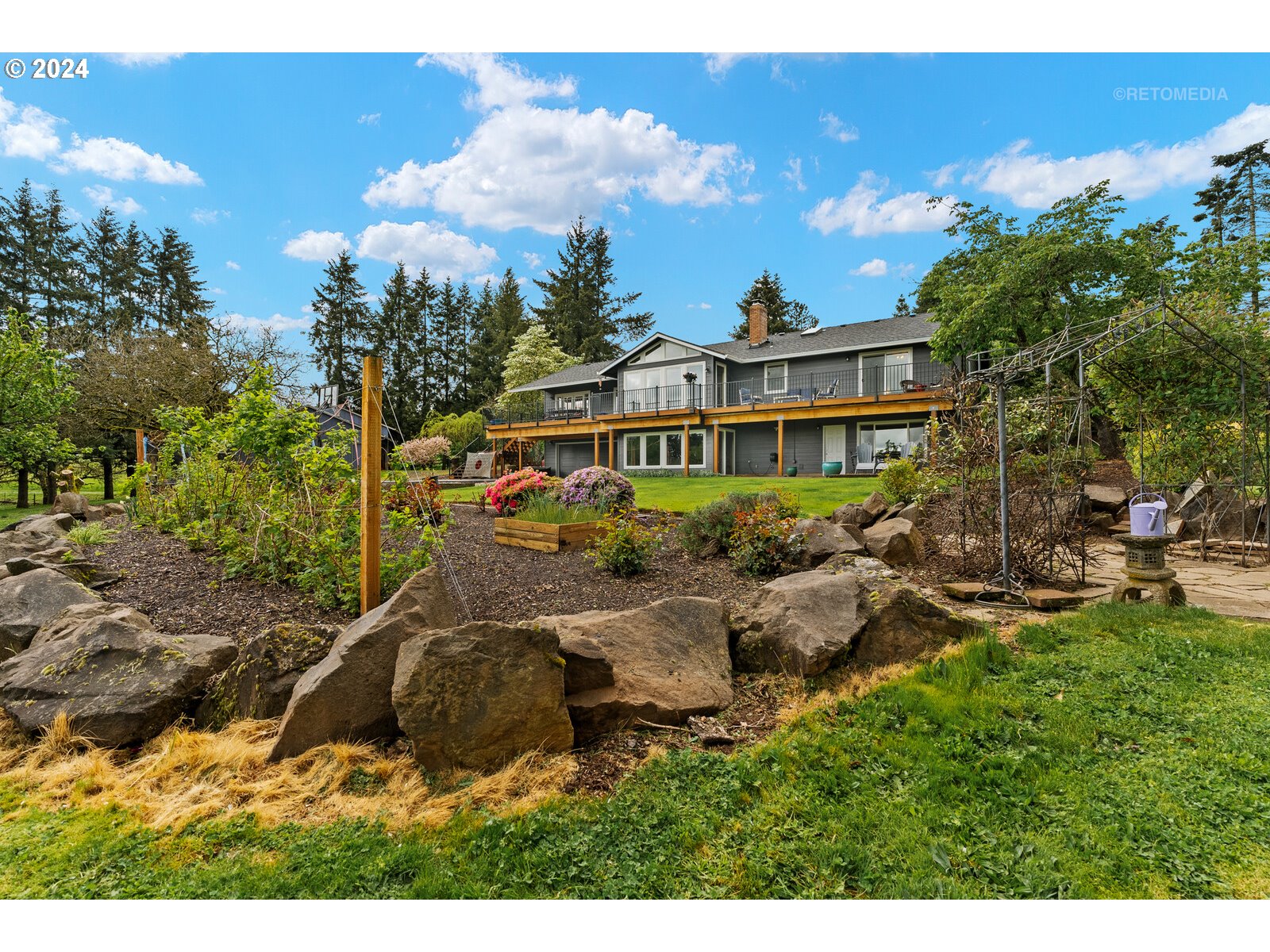27025 Southwest Ladd Hill Road Sherwood, OR 97140 - Photo 33 of 48 Gallery Image 33