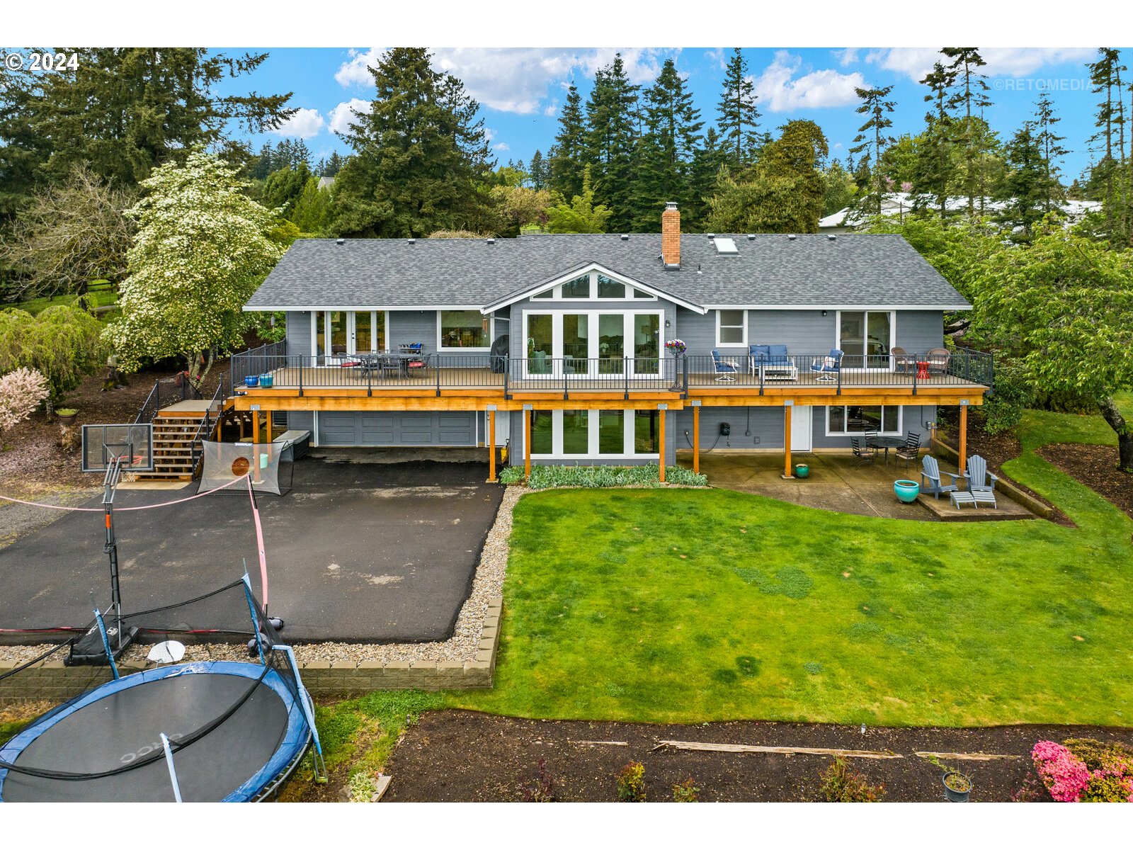27025 Southwest Ladd Hill Road Sherwood, OR 97140 - Photo 39 of 48 Gallery Image 39