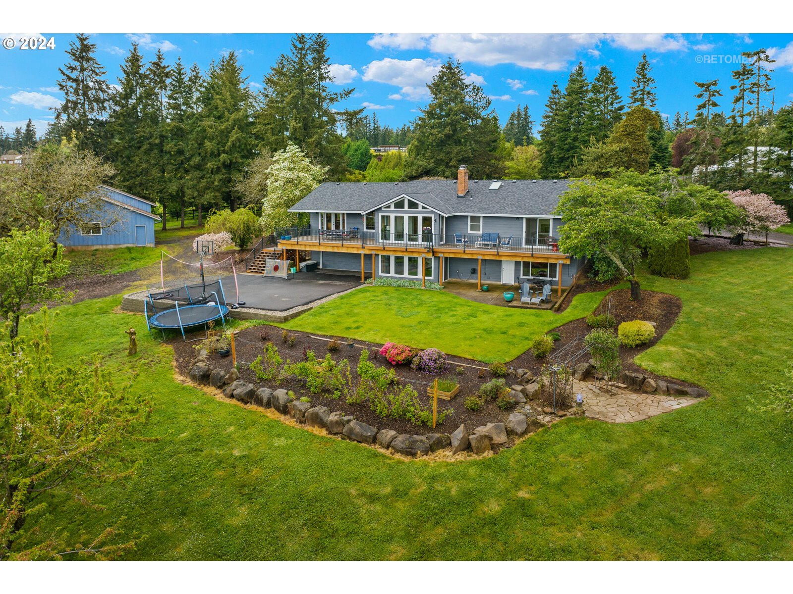 27025 Southwest Ladd Hill Road Sherwood, OR 97140 - Photo 40 of 48 Gallery Image 40